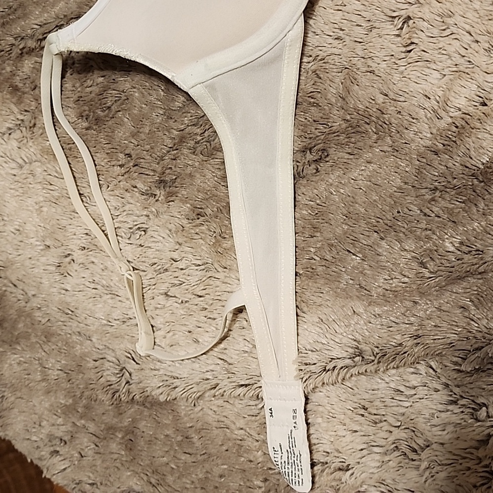 bra - Picture 4 of 6